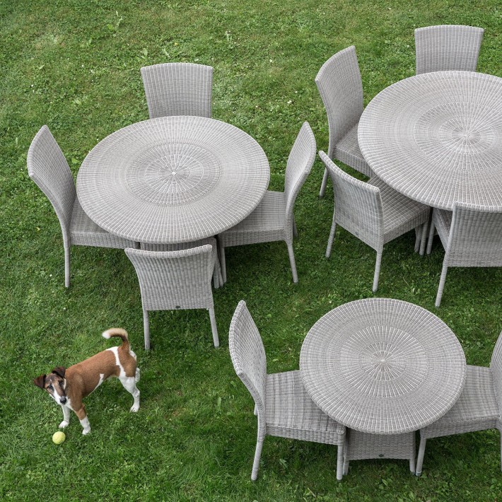 Table de jardin Cigale en résine tressée galet diamètre 110 cm