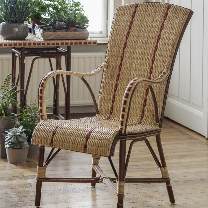 Fauteuil haut dossier en rotin Bagatelle en ambiance