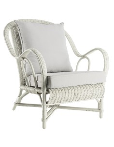 Fauteuil Nantucket en rotin laqué nuage de chez KOK MAISON