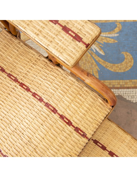 Bagatelle woven rattan chaise longue detail of weave