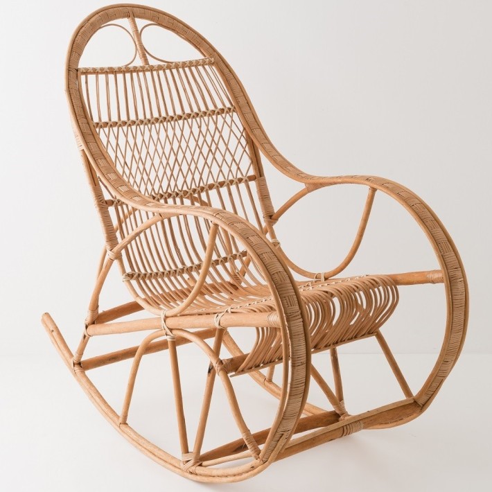 Willow rocking chair without cushion