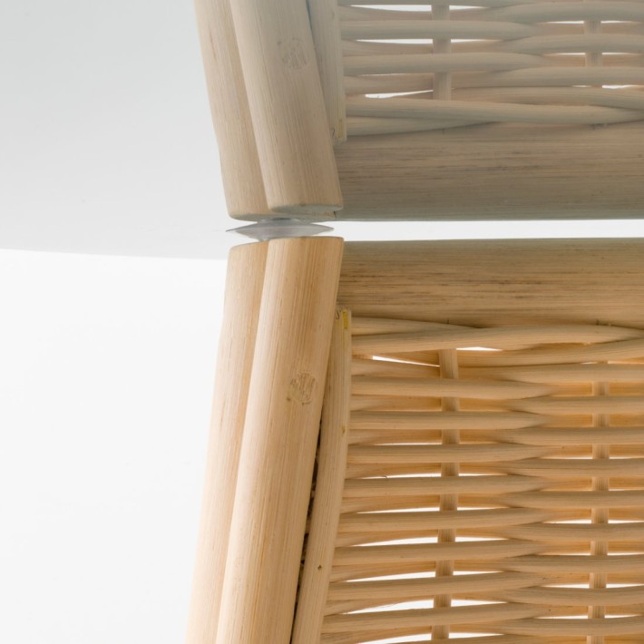 Table basse en rotin gm CORRIDOR avec plateau en verre zoom tressage du rotin