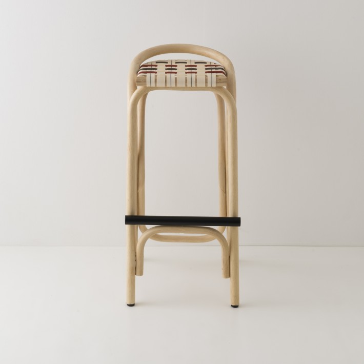Tabouret de bar en rotin VIRAGE vu de face