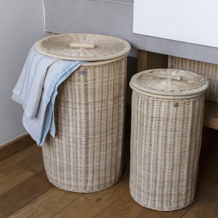 Round natural rattan laundry basket