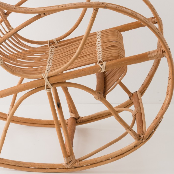 Willow rocking chair without cushion