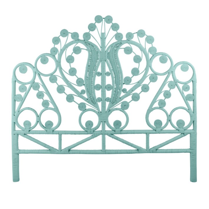 black peacock chair in rattan