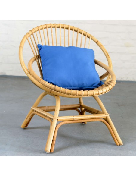 Fauteuil rotin coquille Brigitte en canne naturelle de chez KOK Maison vue droite