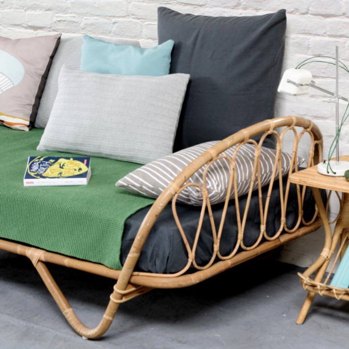 Corbeille 90x190 vintage rattan bed