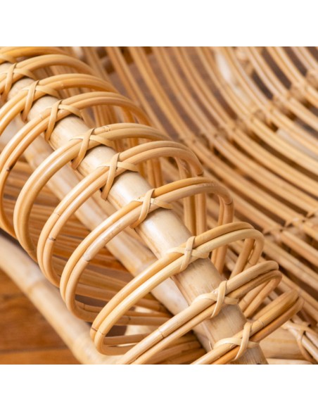 Boucle armchair in rattan designed by the At Once studio for Kok maison zoom armrest