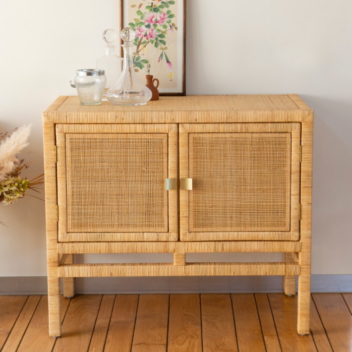 Ambiance buffet 2 portes en rotin collection Saïgon par Kok maison