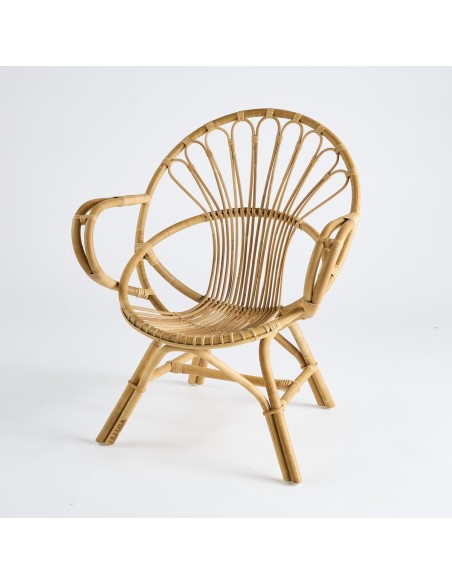 Vintage rattan coquille armchair with armrests PU017