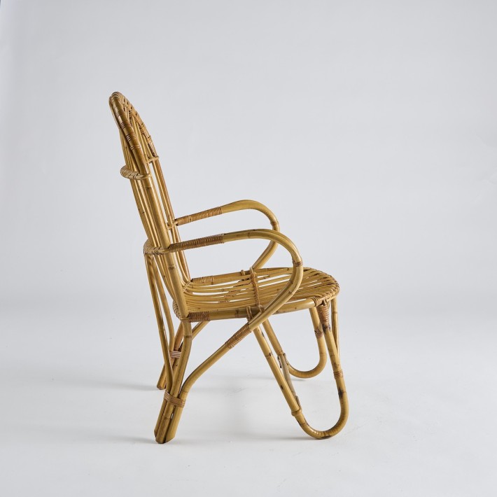 Vintage rattan armchair with armrests PU030