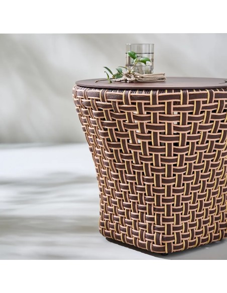 View 3/4 round outdoor coffee table TALI View 3/4 round outdoor coffee table TALI