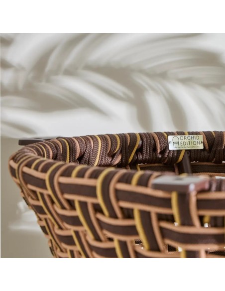 Zoom plate ORCHID EDITION à l'intérieur du pied