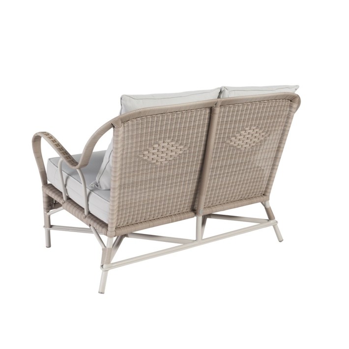 all woven backrest of the Garrigues sofa