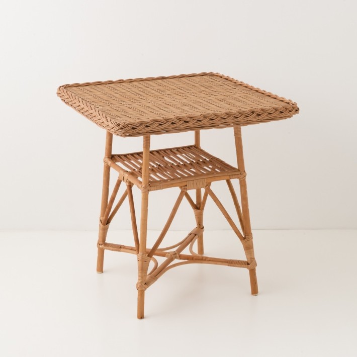 Willow table buff Melina 70x70 - willow dining table