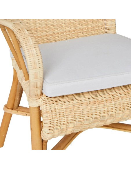 Zoom in on the cushion option for the Guinguette armchair Zoom in on the cushion option for the Guinguette armchair