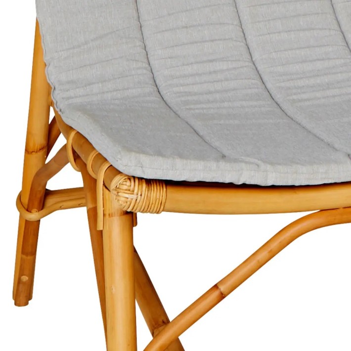 Zoom détail coussin en option pour banquette en rotin David