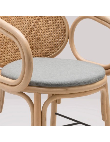 Zoom detail cushion for rattan armchair Contour cendre