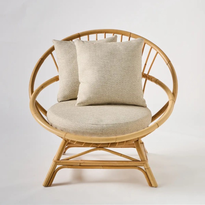 Vue de face fauteuil en rotin naturel MIAMI