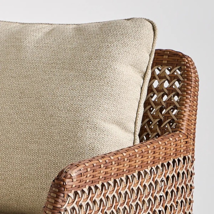 Détail coussin fauteuil de jardin ANTIBES LATERITE