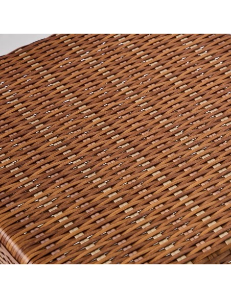 Zoom resin braiding on the top of coffee tables from the Antibes laterite collection