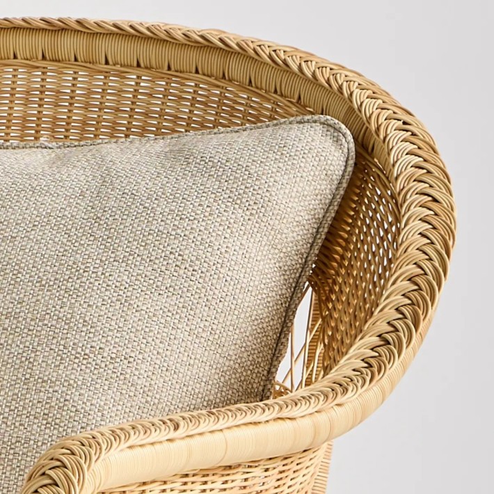 Detail of cushion and armrest braiding BIARRITZ NATURAL RESIN sofa