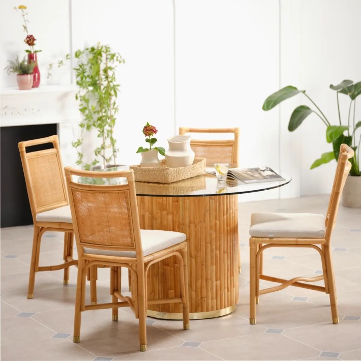 Rattan base for the Riviera round dining table