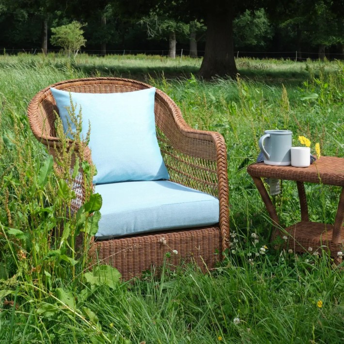 Ambiance fauteuil Biarritz châtaigne avec tissu aqua