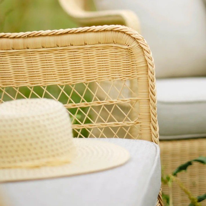 Natural Biarritz 2-seater sofa armrest zoom in