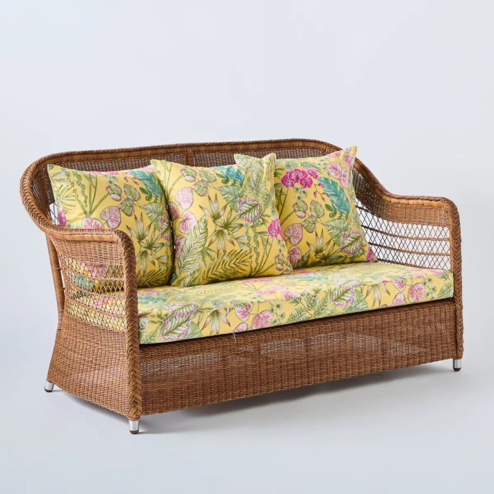 Canapé 2 places en résine pour l'extérieur Biarritz couleur châtaigne tissu bouquet yellow