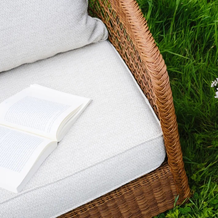 Zoom coussin d'assise canapé de jardin Biarritz châtaigne