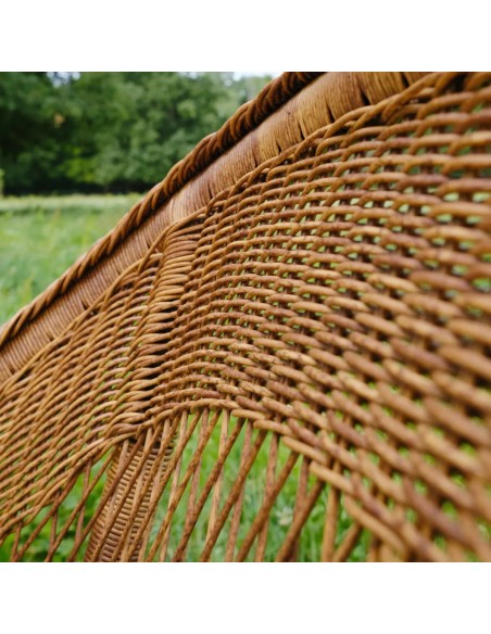 Detail of chestnut resin braiding outdoor sofa Biarritz