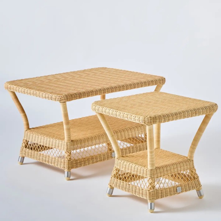 Set of resin garden coffee tables Biarritz collection