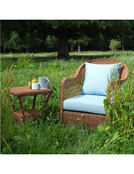 Ensemble de jardin avec table basse carrée et fauteuil en résine couleur châtaigne