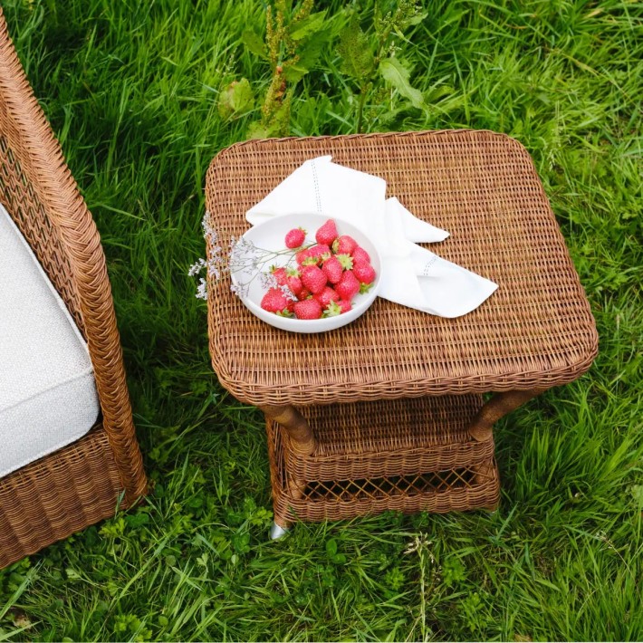 Top view ambiance square coffee table Biarritz collection