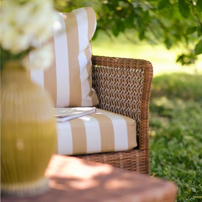 Detail of armrest 2-seater garden armchair Antibes laterite collection