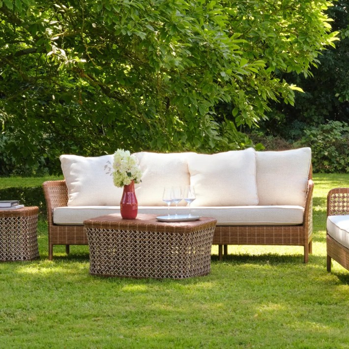 Ambiance fauteuil de jardin 3 places collection Antibes latérite tissu chenille gris