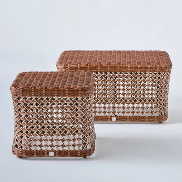 Duo tables basses carrée et rectangulaire en résine pour le jardin collection Antibes latérite