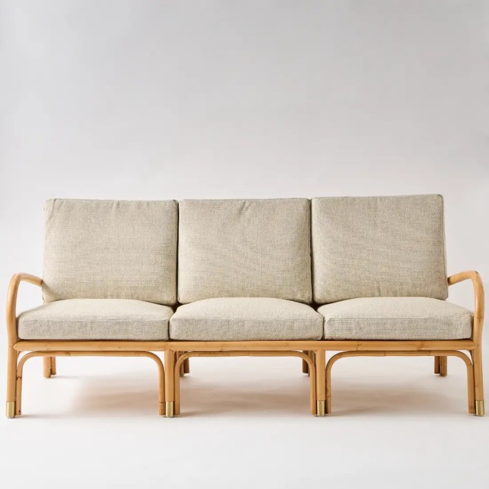 Front view 3-seater rattan sofa in grey chenille fabric