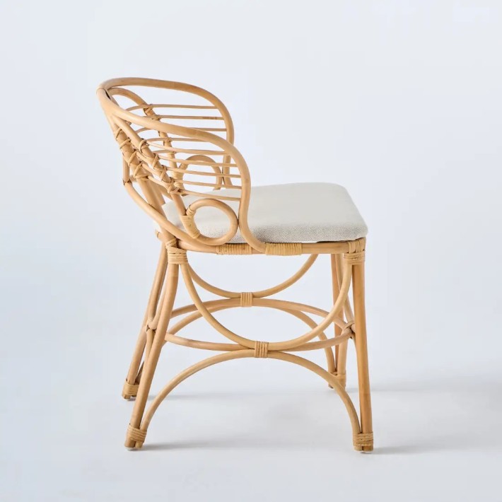 Profile view rattan table armchair Orchid horizon collection