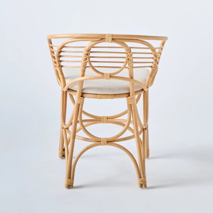 Vue de dos fauteuil de table rotin Gingko horizon collection Orchid Edition