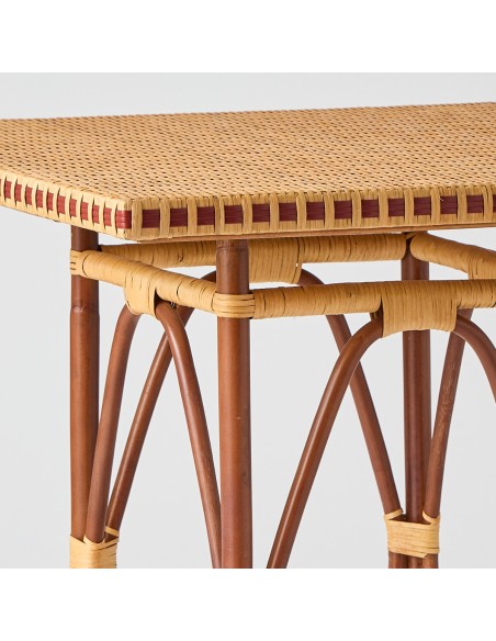 Détail matière table de repas carrée en rotin Bagatelle