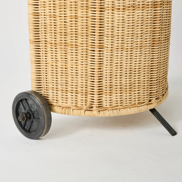 Detail of wheels and basket support with wheels for shopping unique vintage piece