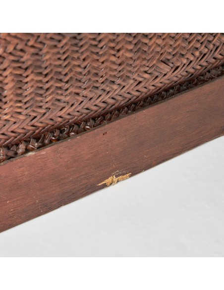 Detail of wood splinter defect