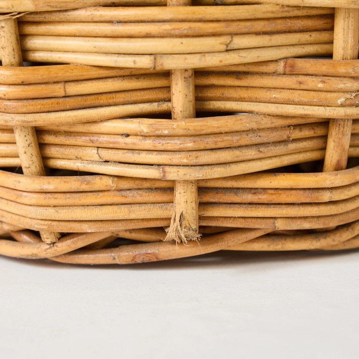 Detail of 2 scratches on rattan