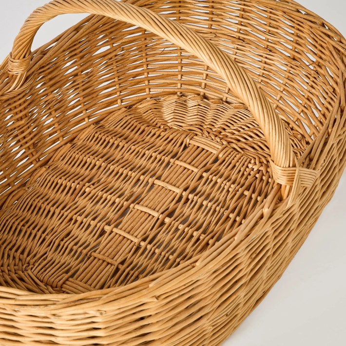 Interior detail maxi wicker basket KOK MAISON archive d'atelier pièce unique vintage