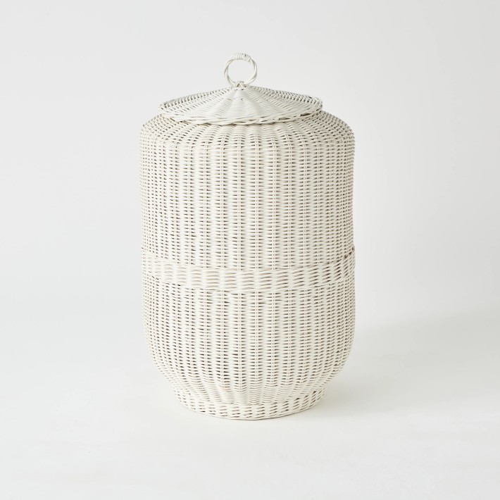 White lacquered laundry basket with lid archive d'atelier KOK MAISON