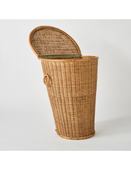 Pièce unique d'archive d'atelier grand panier à linge en rotin avec couvercle KOK MAISON