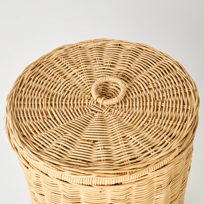 Détail couvercle en rotin panier à linge grand modèle vintage KOK MAISON